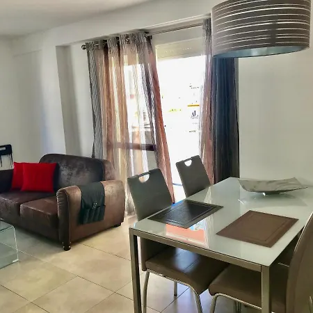 Centro y Playa Apartamento Nerja