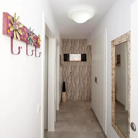 Centro y Playa Apartamento Nerja